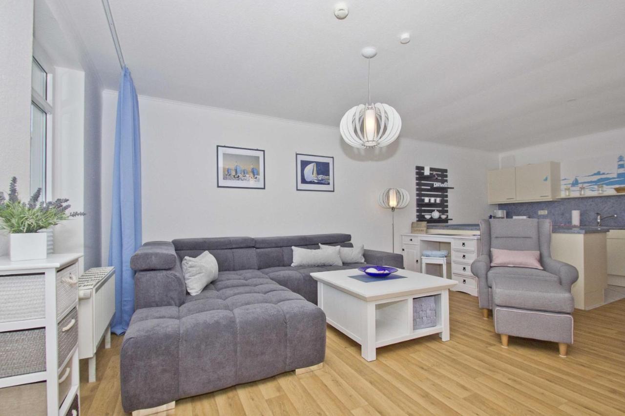 Ferienwohnung Mit Balkon, Gratis Nutzung Vom Ahoi Erlebnisbad Und Sauna In Sellin - Haus Strandeck Fewo 19 Gohren Bagian luar foto