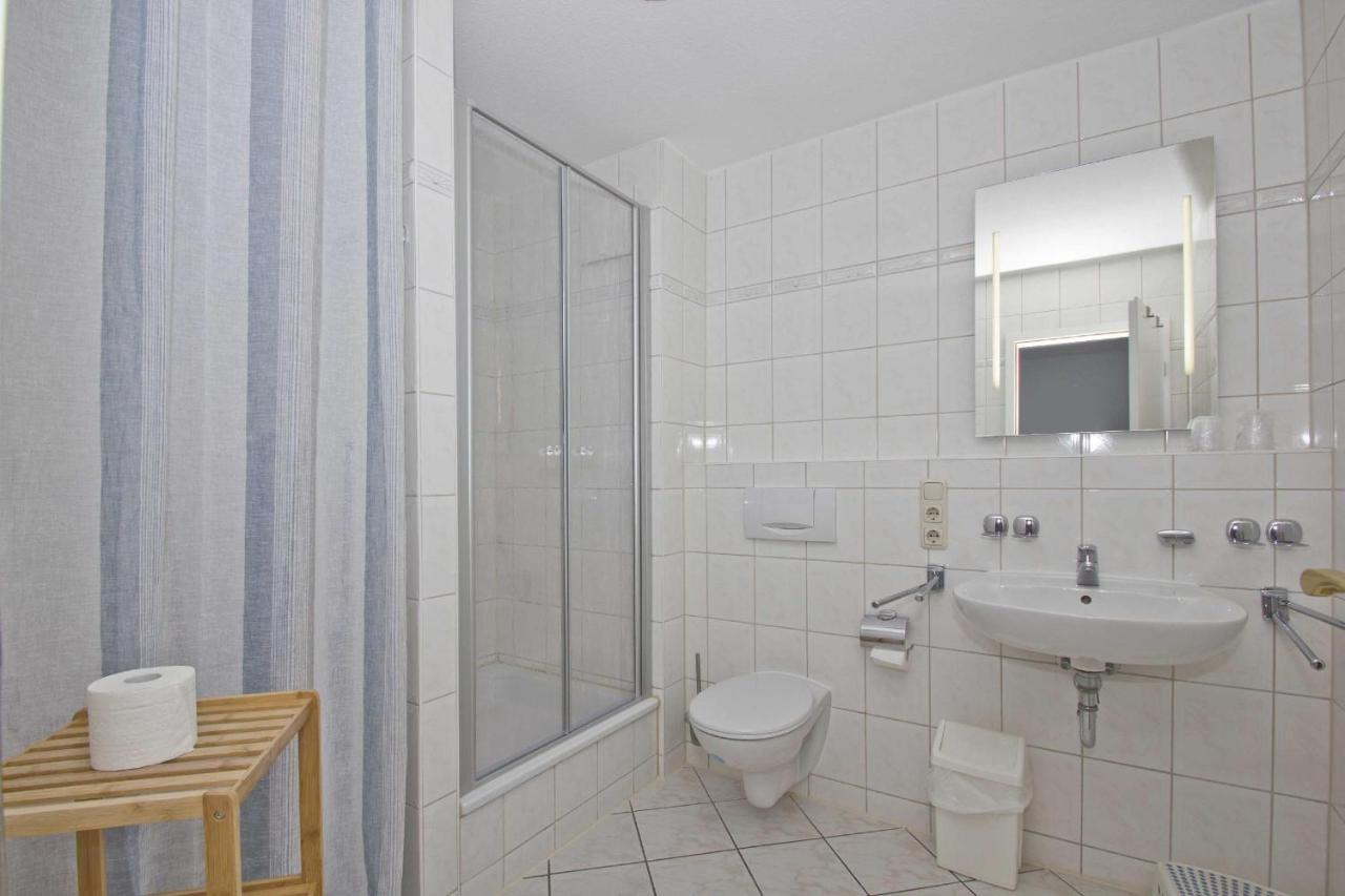 Ferienwohnung Mit Balkon, Gratis Nutzung Vom Ahoi Erlebnisbad Und Sauna In Sellin - Haus Strandeck Fewo 19 Gohren Bagian luar foto