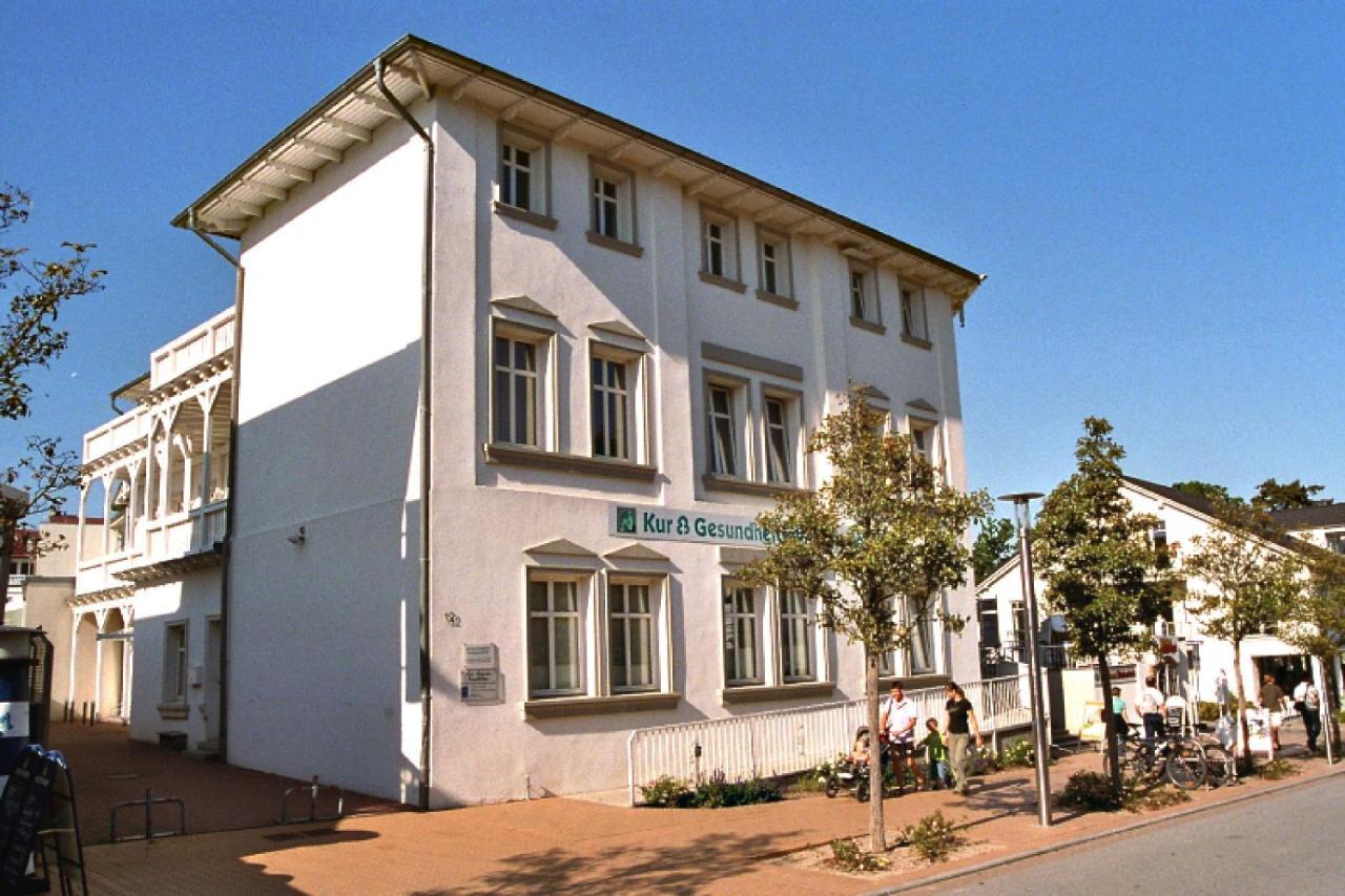 Ferienwohnung Mit Balkon, Gratis Nutzung Vom Ahoi Erlebnisbad Und Sauna In Sellin - Haus Strandeck Fewo 19 Gohren Bagian luar foto